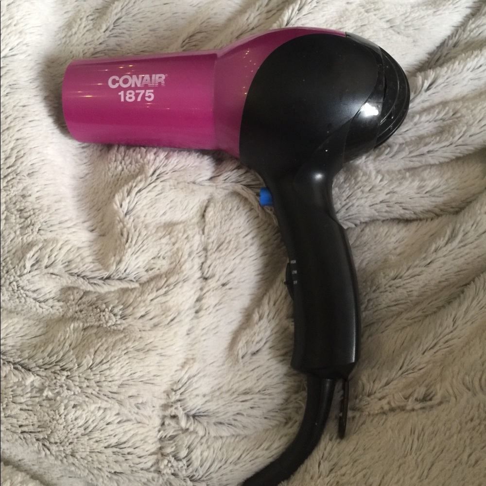 Blow dryer